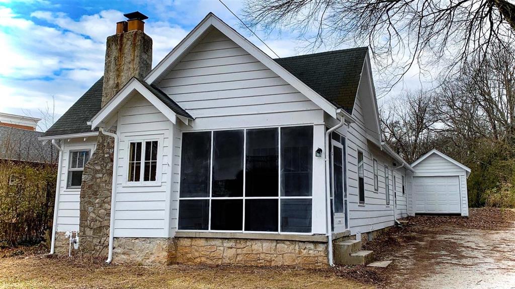 1456 Longview Dr