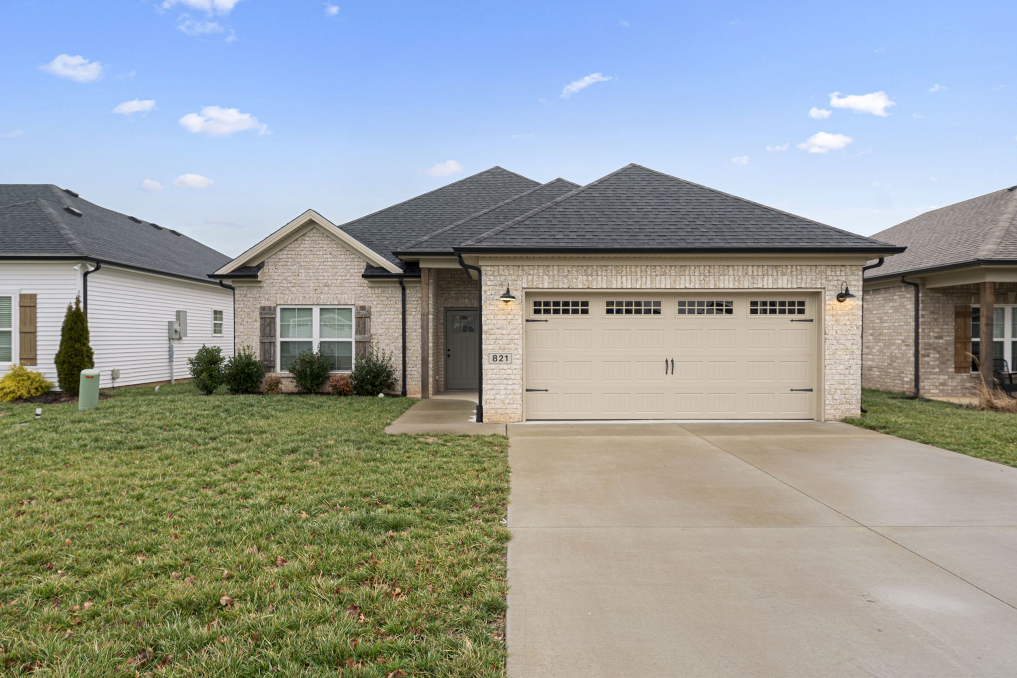 821 Poplar Log Dr